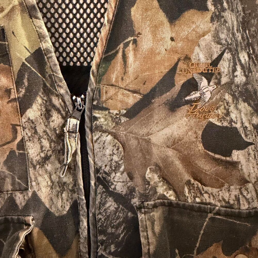 VINTAGE Quail Unlimited Mossy Oak Breakup Camo Hunting Vest Size L - Picture 2 of 4